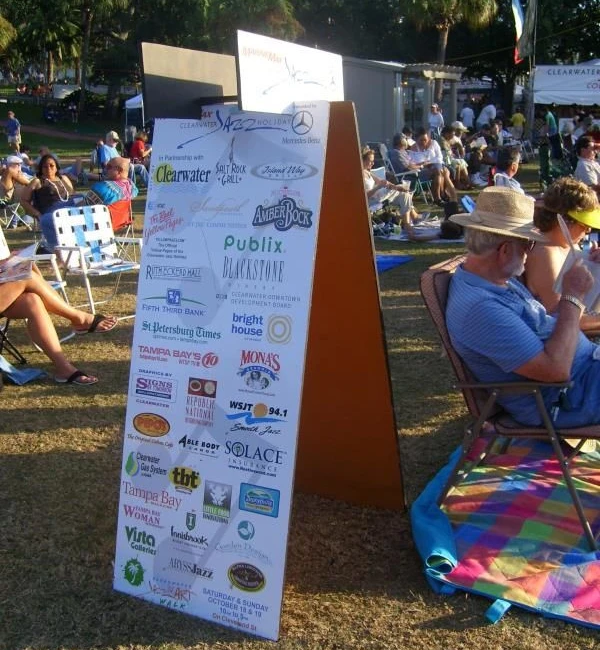 AF013 - Custom A-Frame for Event Planning 