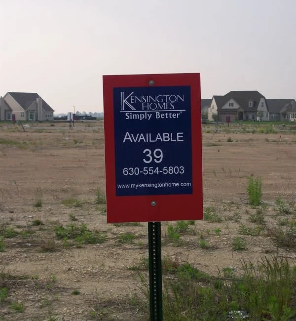 RE003 - Custom Real Estate Frame for Real Estate