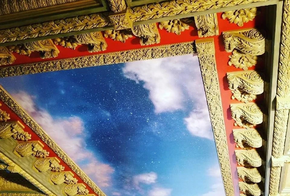 Ceiling Graphics & Displays in Rochester