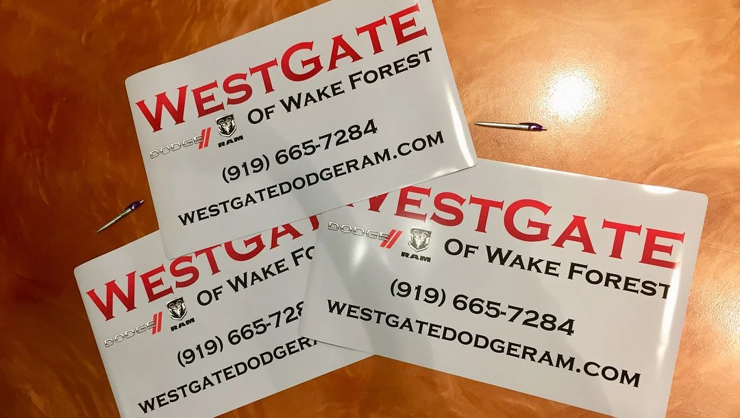 Magnetic Car Signs in Rochester