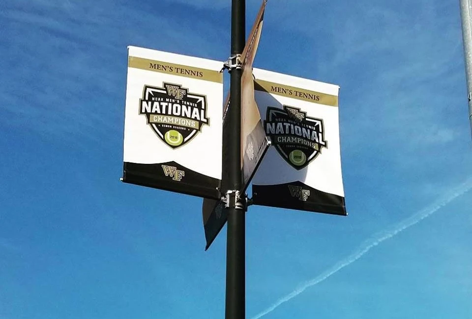 Pylon & Pole Signs