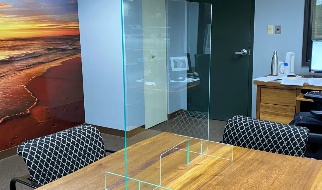 Protection Screens & Sneeze Guards in Rochester