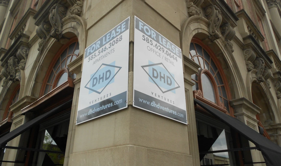 Outdoor Signage in Rochester