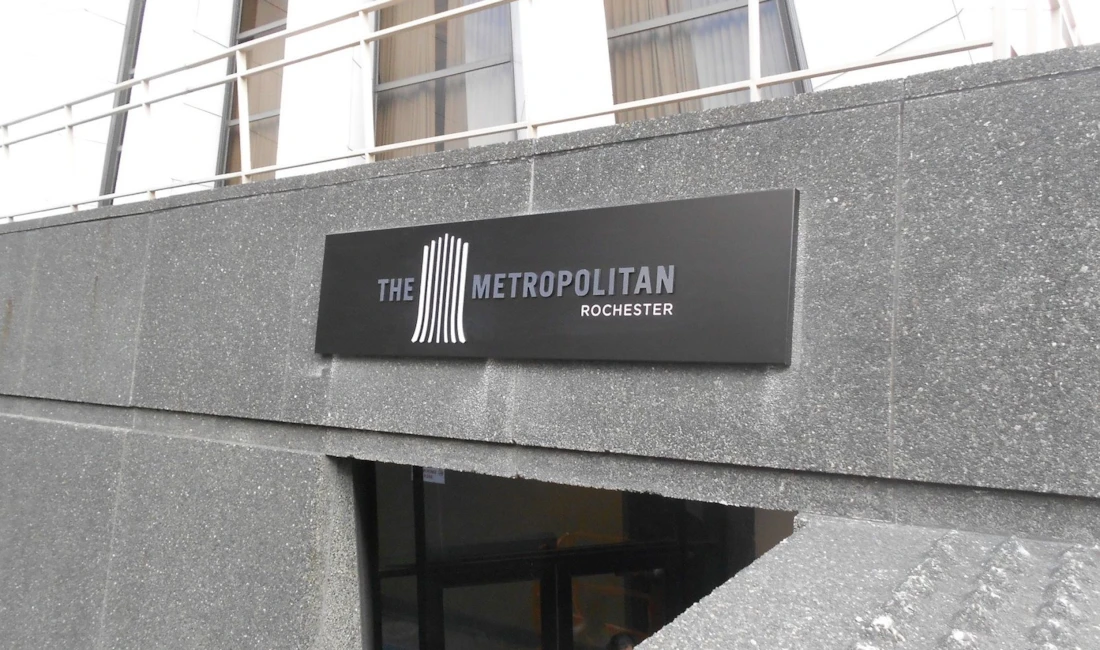 Outdoor Signage in Rochester