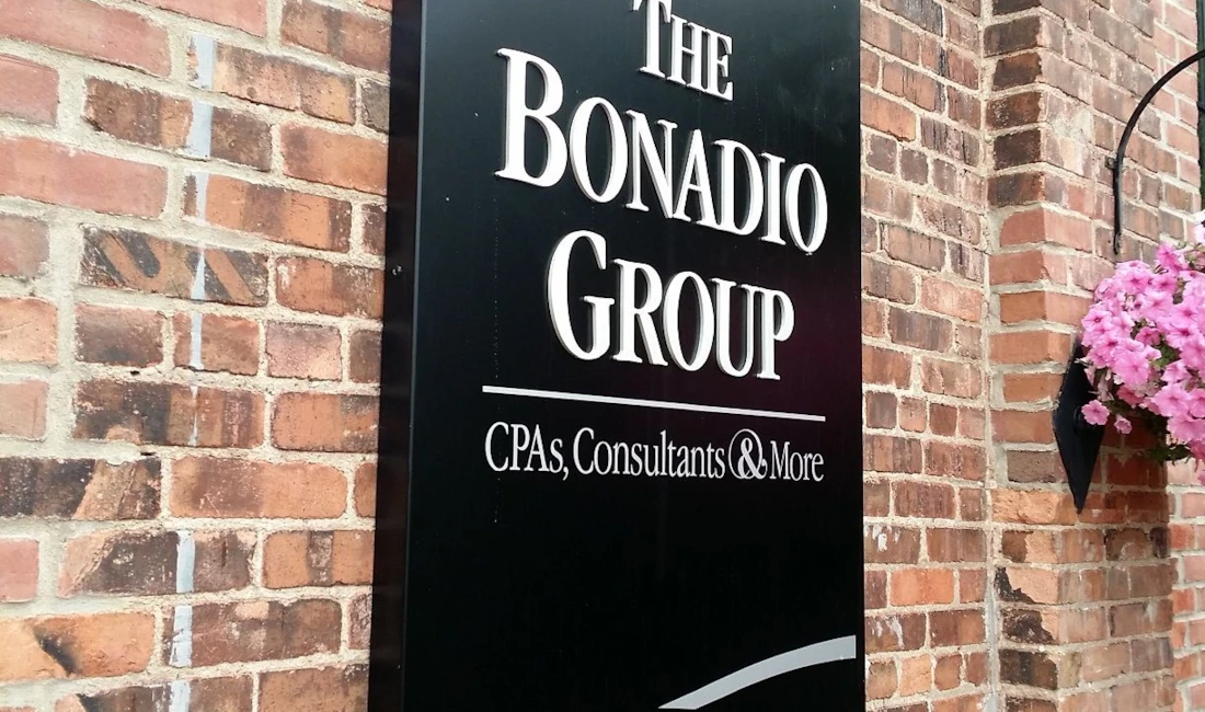 Outdoor Signage in Rochester