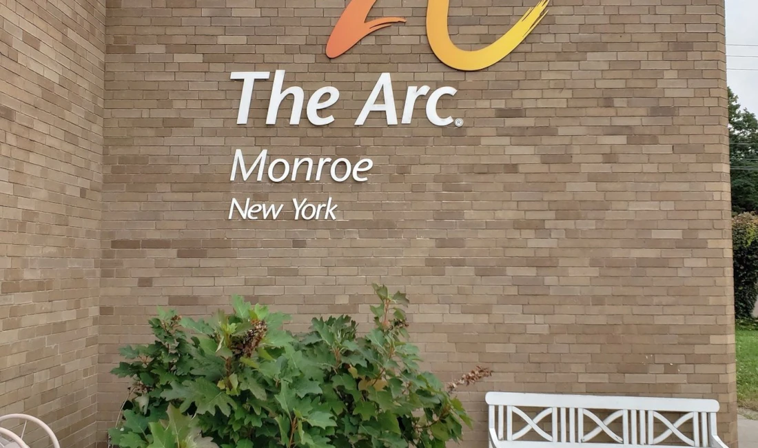 3D Signs & Dimensional Lettering in Rochester