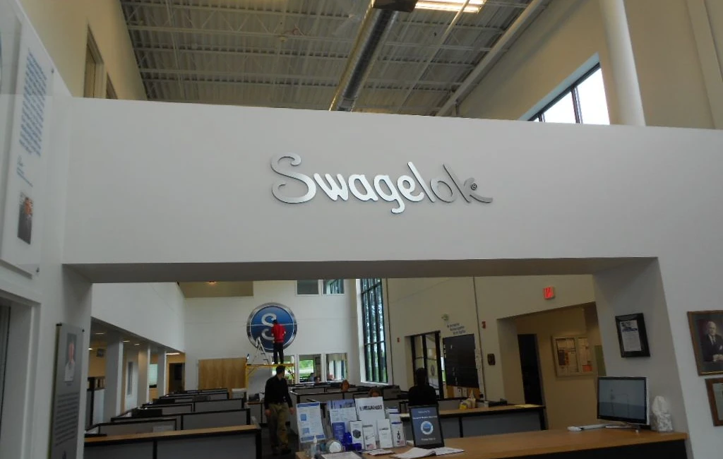 Metal Signs and Displays