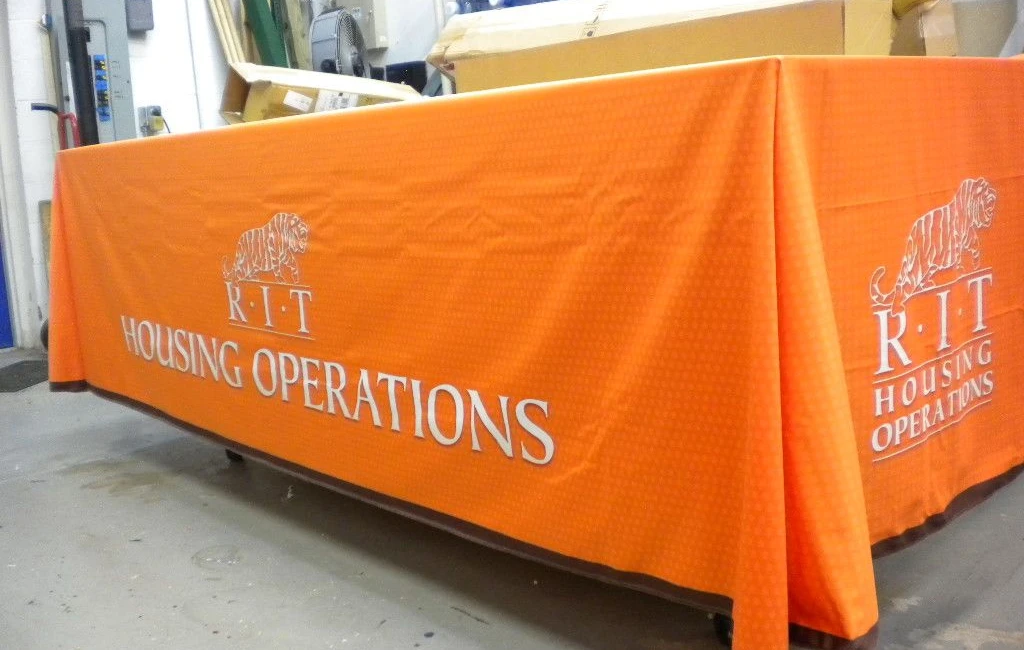 Table Throws & Table Runners in Rochester